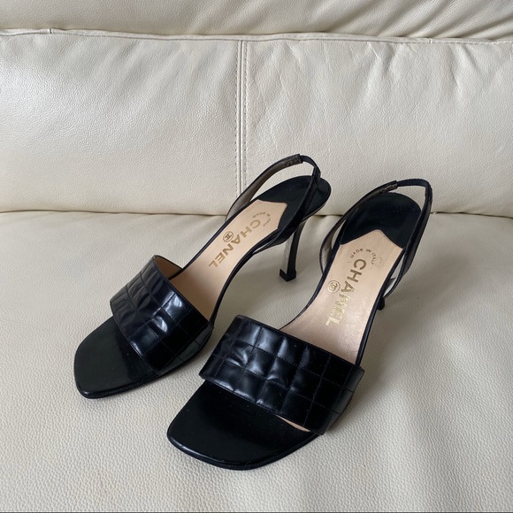 AUTHENTIC CHANEL Size 9 CHOCOLATE BAR BLACK SLING BACK STILETO HEELS RARE - Picture 1 of 3